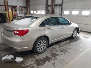 2014 Chrysler 200 Touring with VIN 1C3CCBBB8EN107990, listed as a IAAI auction lot 41878376 with 137,424 mi miles. Bid and sale history available at carsss.com. Image 4.