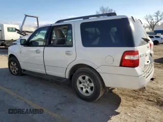 2010 Ford Expedition SSV with VIN 1FMJU1G58AEB57081, listed as a Copart auction lot 84215974 with Not provided miles and Salvage title. Bid and sale history available at DreamBid. Image 2.