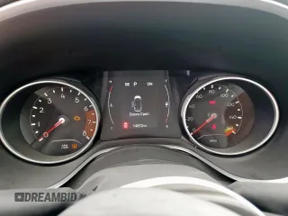 2021 Jeep Compass Sport с VIN 3C4NJCABXMT560301, выставлен на аукционе Copart как лот 59361585 с пробегом 14 872 миль миль и Списание • Salvage title. История ставок и продаж доступна на DreamBid. Изображение 9.
