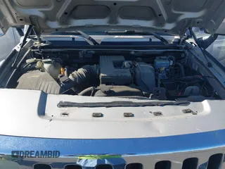 2006 Hummer H3 with VIN 5GTDN136468296894, listed as a IAAI auction lot 41053310 with 1 mi miles. Bid and sale history available at carsss.com. Image 10.
