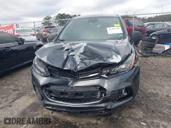2020 Chevrolet Trax LS with VIN 3GNCJKSB3LL185308, listed as a IAAI auction lot 41206228 with 59,206 mi miles. Bid and sale history available at carsss.com. Image 12.