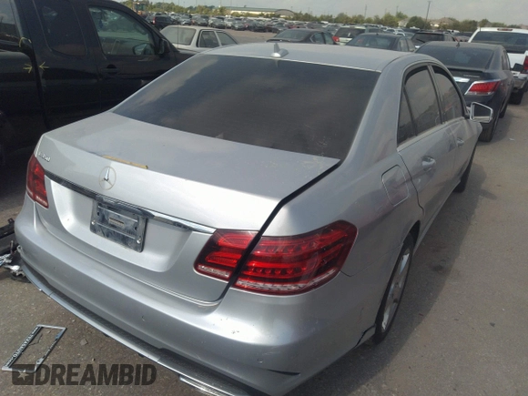2016 Mercedes-Benz E 350 Sport z VIN WDDHF5KB9GB178314, wystawiony jako IAAI lot #37312402 z przebiegiem 99 819 mil mil oraz . Historia ofert i sprzedaży dostępna na DreamBid. Obrazek 4.