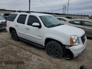 2008 GMC Yukon SLT w/4SA with VIN 1GKFK13068J202051, listed as a Copart auction lot 43510655 with 176,853 mi miles and Salvage Title. Bid and sale history available at carsss.com. Image 4.