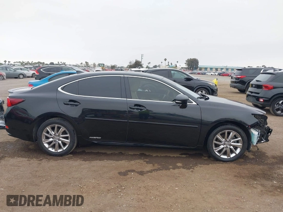 2016 Lexus ES 300h z VIN JTHBW1GG0G2108888, wystawiony jako IAAI lot #42359607 z przebiegiem 119 473 mil mil oraz . Historia ofert i sprzedaży dostępna na DreamBid. Obrazek 14.