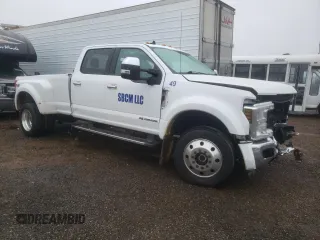 2019 Ford F-450 XL with VIN 1FT8W4DTXKEE61368, listed as a Copart auction lot 82615774 with Not Provided miles and Salvage Title. Bid and sale history available at carsss.com. Image 4.