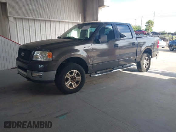 2005 Ford F-150 XLT z VIN 1FTPW14585KF04364, wystawiony jako IAAI lot #42638141 z przebiegiem 172 244 mil mil oraz . Historia ofert i sprzedaży dostępna na DreamBid. Obrazek 2.