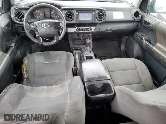 2017 Toyota Tacoma SR z VIN 5TFAX5GN9HX080402, wystawiony jako Copart lot #56507095 z przebiegiem 270 818 mil mil oraz Czysty tytuł • Clean title. Historia ofert i sprzedaży dostępna na DreamBid. Obrazek 8.