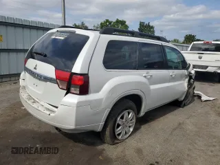 2010 Mitsubishi Endeavor LS with VIN 4A4JN2AS8AE014680, listed as a Copart auction lot 69599444 with 0 mi miles and Salvage Title. Bid and sale history available at carsss.com. Image 3.