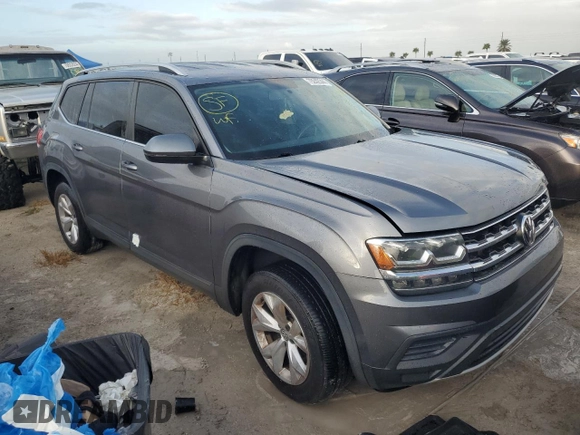 2018 Volkswagen Atlas S z VIN 1V2AR2CA7JC540938, wystawiony jako Copart lot #79242344 z przebiegiem 104 505 mil mil oraz Nie do naprawy • Non repairable. Historia ofert i sprzedaży dostępna na DreamBid. Obrazek 4.