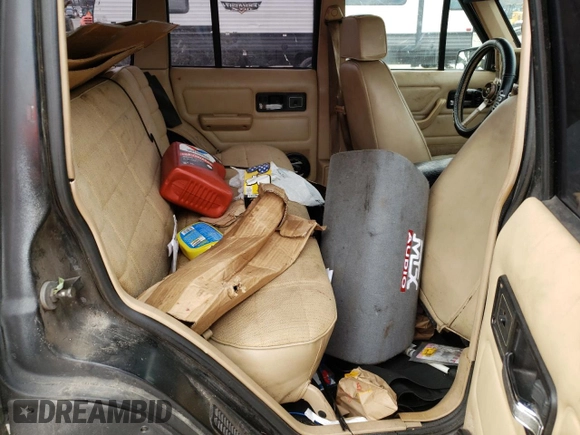 1994 Jeep Cherokee Sport with VIN 1J4FT68S0RL177339, listed as a Copart auction lot 47237805 with 207,156 mi miles and Salvage Title. Bid and sale history available at carsss.com. Image 10.