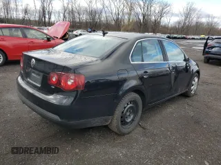 2008 Volkswagen Jetta Sedan SE with VIN 3VWRM71K48M106249, listed as a Copart auction lot 49854655 with 140,800 mi miles and Salvage Title. Bid and sale history available at carsss.com. Image 3.