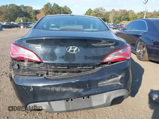 2016 Hyundai Genesis Coupe 3.8L Base with VIN KMHHT6KJ5GU136772, listed as a IAAI auction lot 40543019 with 93,597 mi miles. Bid and sale history available at carsss.com. Image 16.