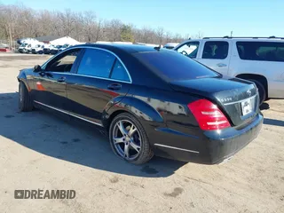 2013 Mercedes-Benz S 550 with VIN WDDNG9EB3DA499477, listed as a IAAI auction lot 41590018 with 64,547 mi miles and . Bid and sale history available at DreamBid. Image 3.