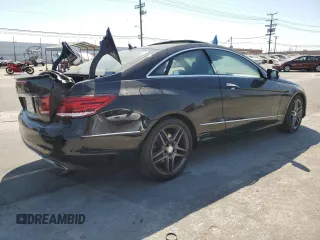 2015 Mercedes-Benz E 400 with VIN WDDKJ6FB1FF300725, listed as a Copart auction lot 63770125 with 41,009 mi miles and Salvage title. Bid and sale history available at DreamBid. Image 3.