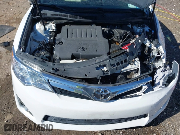 2014 Toyota Camry SE with VIN 4T1BK1FK2EU540026, listed as a IAAI auction lot 41678692 with 85,275 mi miles. Bid and sale history available at carsss.com. Image 10.