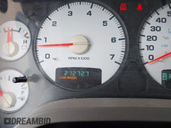 2005 Dodge 1500 SLT with VIN 1D7HA18N25S292452, listed as a IAAI auction lot 42197098 with 212,727 mi miles and . Bid and sale history available at DreamBid. Image 7.