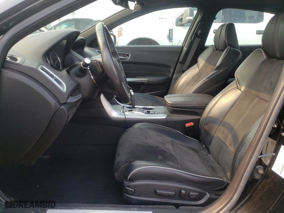 2019 Acura TLX w/A-Spec Pkg with VIN 19UUB3F64KA801957, listed as a Copart auction lot 70798184 with 84,081 mi miles and Clean Title. Bid and sale history available at carsss.com. Image 7.