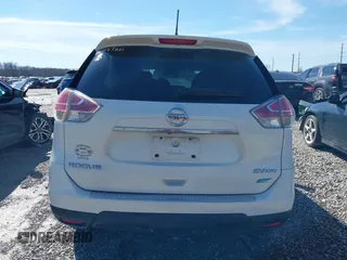 2014 Nissan Rogue SV with VIN 5N1AT2MV2EC767234, listed as a IAAI auction lot 41643753 with 182,355 mi miles. Bid and sale history available at carsss.com. Image 16.