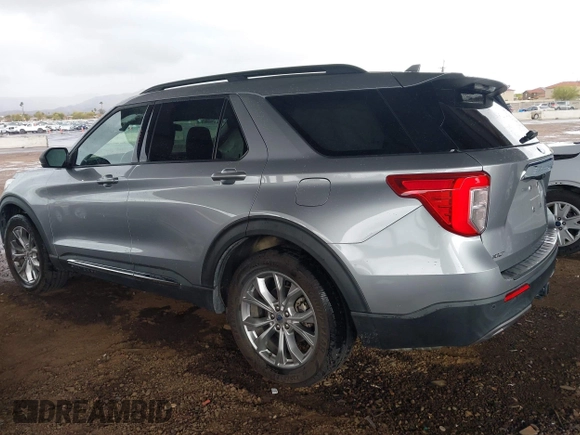 2020 Ford Explorer XLT z VIN 1FMSK8DH0LGD06897, wystawiony jako IAAI lot #41760575 z przebiegiem 71 007 mil mil oraz . Historia ofert i sprzedaży dostępna na DreamBid. Obrazek 3.