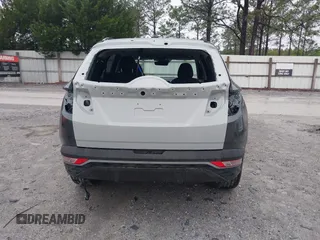 2024 Hyundai Tucson SEL Convenience with VIN KM8JCCD14RU182268, listed as a IAAI auction lot 41938942 with 15,683 mi miles and . Bid and sale history available at carsss.com. Image 17.