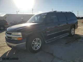 2000 Chevrolet Suburban LS with VIN 3GNEC16T6YG141156, listed as a Copart auction lot 75569064 with 246,247 mi miles and Salvage Title. Bid and sale history available at carsss.com. Image 1.
