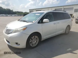 2016 Toyota Sienna XLE with VIN 5TDYK3DC0GS726290, listed as a Copart auction lot 59033845 with 252,368 mi miles and Salvage title. Bid and sale history available at DreamBid. Image 1.
