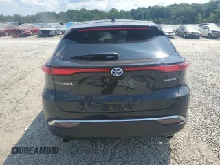 2024 Toyota Venza LE with VIN JTEAAAAH4RJ173020, listed as a Copart auction lot 69901484 with 10,222 mi miles and Salvage Title. Bid and sale history available at carsss.com. Image 6.