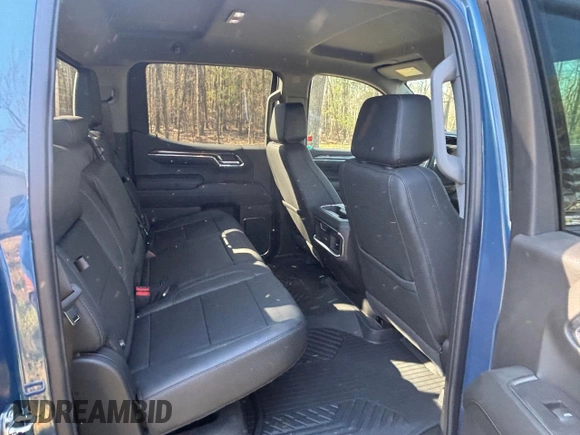 2024 Chevrolet Silverado 1500 with VIN 3GCUDGEL2RG257638, listed as a Copart auction lot 49019625 with 3,277 mi miles and Clean Title. Bid and sale history available at DreamBid. Image 6.
