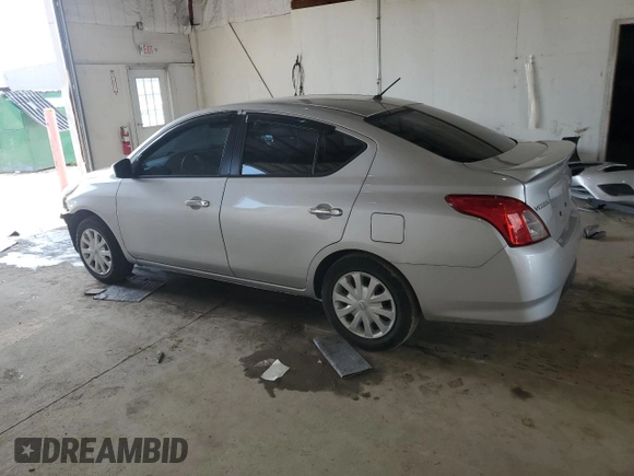 2019 Nissan Versa SV with VIN 3N1CN7AP3KL858980, listed as a Copart auction lot 61161385 with 47,304 mi miles and Salvage title. Bid and sale history available at DreamBid. Image 2.
