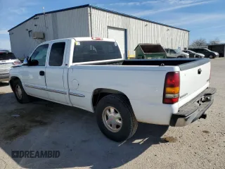 2001 GMC Sierra 1500 SLE z VIN 2GTEC19T511251862, wystawiony jako Copart lot #44266185 z przebiegiem 160 176 mil mil oraz Szkoda całkowita • Salvage title. Historia ofert i sprzedaży dostępna na DreamBid. Obrazek 2.