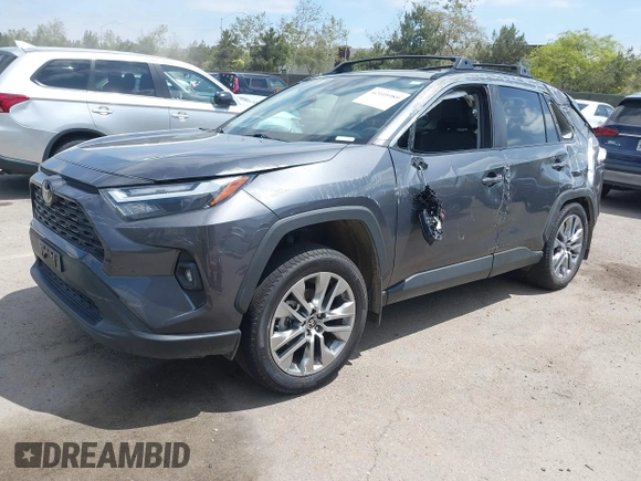 2023 Toyota RAV4 XLE Premium z VIN 2T3C1RFV4PW274552, wystawiony jako IAAI lot #42105989 z przebiegiem 37 301 mil mil oraz . Historia ofert i sprzedaży dostępna na DreamBid. Obrazek 2.