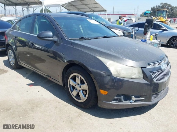 2014 Chevrolet Cruze 1LT with VIN 1G1PC5SB4E7117931, listed as a IAAI auction lot 41997100 with 150,910 mi miles. Bid and sale history available at carsss.com. Image 1.