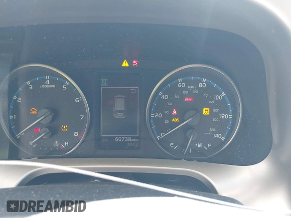 2018 Toyota RAV4 XLE с VIN JTMWFREV9JJ742409, выставлен на аукционе IAAI как лот 42307225 с пробегом 60 738 миль миль и . История ставок и продаж доступна на DreamBid. Изображение 7.