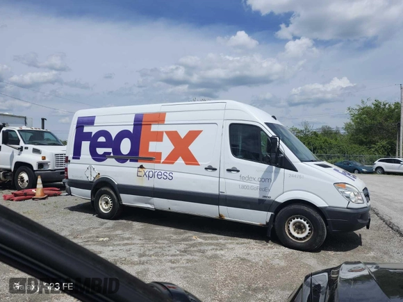 2011 Mercedes-Benz Sprinter Cargo with VIN WD3PE8CB4B5583670, listed as a IAAI auction lot 42250085 with 412,594 mi miles and . Bid and sale history available at DreamBid. Image 1.