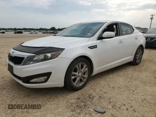 2013 Kia Optima EX z VIN 5XXGN4A79DG130785, wystawiony jako Copart lot #54903295 z przebiegiem 125 107 mil mil oraz Czysty tytuł • Clean title. Historia ofert i sprzedaży dostępna na DreamBid. Obrazek 1.