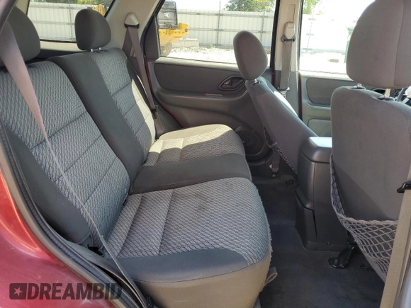 2004 Ford Escape XLT with VIN 1FMYU03114KB10993, listed as a Copart auction lot 62816725 with 192,860 mi miles and Non repairable. Bid and sale history available at DreamBid. Image 10.