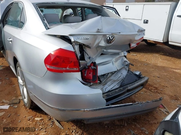 2013 Volkswagen Passat TDI SEL Premium with VIN 1VWCN7A37DC085808, listed as a IAAI auction lot 41399751 with 121,926 mi miles. Bid and sale history available at carsss.com. Image 6.