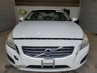 2013 Volvo S60 T5 Premier with VIN YV1612FS5D1215346, listed as a Copart auction lot 52551545 with 111,175 mi miles and Clean Title. Bid and sale history available at carsss.com. Image 5.