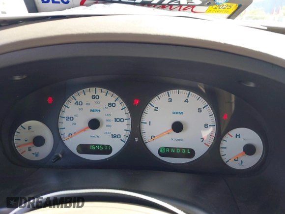2001 Dodge Grand Caravan with VIN 2B4GT44L31R196487, listed as a IAAI auction lot 41762495 with 164,571 mi miles and . Bid and sale history available at DreamBid. Image 7.
