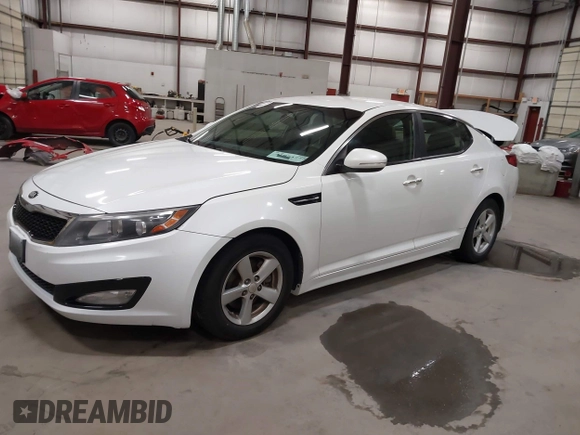 2015 Kia Optima LX with VIN KNAGM4A74F5587995, listed as a IAAI auction lot 41974745 with 206,627 mi miles. Bid and sale history available at carsss.com. Image 2.