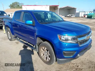2018 Chevrolet Colorado 2WD LT z VIN 1GCGSCEN5J1199816, wystawiony jako IAAI lot #42254417 z przebiegiem 77 587 mil mil oraz . Historia ofert i sprzedaży dostępna na DreamBid. Obrazek 1.