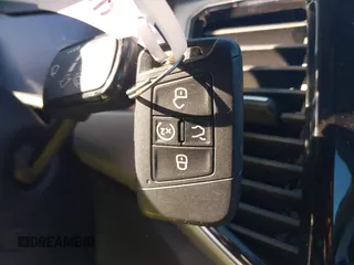 2018 Volkswagen Atlas SEL Premium с VIN 1V2NR2CA9JC503746, выставлен на аукционе IAAI как лот 41497254 с пробегом 125 162 миль миль и . История ставок и продаж доступна на DreamBid. Изображение 11.