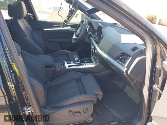 2024 Audi Q5 S line Prestige with VIN WA1FAAFY5R2134976, listed as a IAAI auction lot 42058820 with 3,773 mi miles and . Bid and sale history available at DreamBid. Image 5.