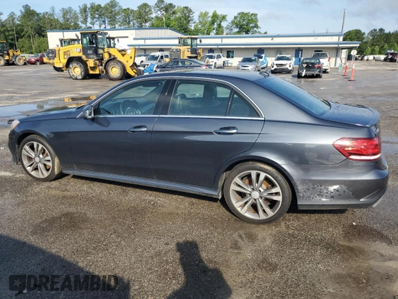 2014 Mercedes-Benz E 350 Sport with VIN WDDHF5KB3EA841153, listed as a Copart auction lot 55560935 with 211,504 mi miles and Clean Title. Bid and sale history available at DreamBid. Image 2.