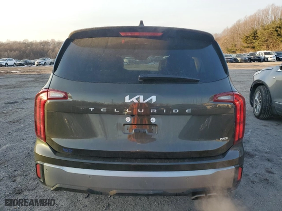2024 Kia Telluride S with VIN 5XYP6DGC2RG552417, listed as a Copart auction lot 42549815 with 6,536 mi miles and Salvage Title. Bid and sale history available at carsss.com. Image 6.