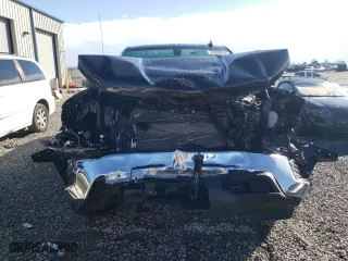 2019 Chevrolet Silverado 1500 LT with VIN 1GCUYDED8KZ156749, listed as a Copart auction lot 43020535 with 39,857 mi miles and Salvage Title. Bid and sale history available at carsss.com. Image 5.
