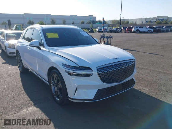 2024 Genesis GV70 Advanced with VIN 5NMMCET1XRH002913, listed as a IAAI auction lot 41959174 with 8,207 mi miles and . Bid and sale history available at DreamBid. Image 14.