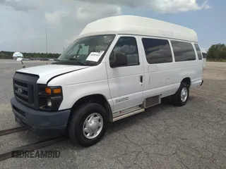 2013 Ford Econoline Cargo Super Duty Commercial с VIN 1FTDS3EL3DDB18106, выставлен на аукционе IAAI как лот 42483453 с пробегом 67 626 миль миль и . История ставок и продаж доступна на DreamBid. Изображение 2.
