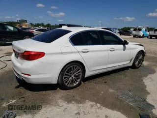 2019 BMW 5 Series 530i with VIN WBAJA5C5XKBX46918, listed as a Copart auction lot 53483355 with 47,208 mi miles and Salvage Title. Bid and sale history available at carsss.com. Image 3.