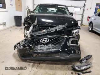 2019 Hyundai Kona SE with VIN KM8K1CAA4KU342542, listed as a Copart auction lot 67405212 with 31,325 mi miles. Bid and sale history available at carsss.com. Image 9.
